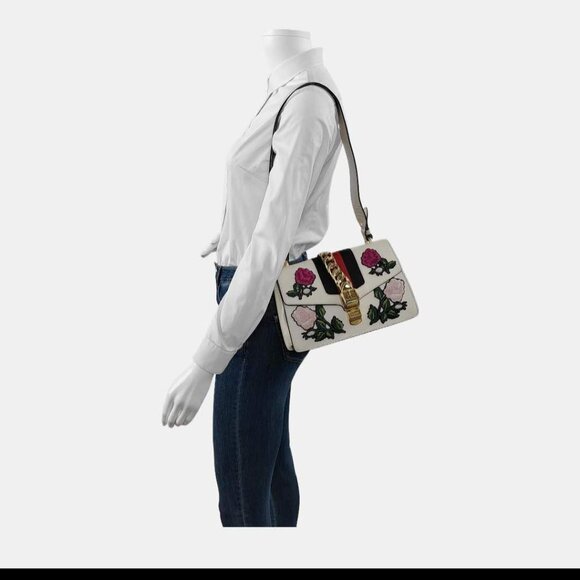 Gucci Ivory Floral Embroidered Leather Small Web Chain Sylvie Shoulder Bag - Picture 2 of 7